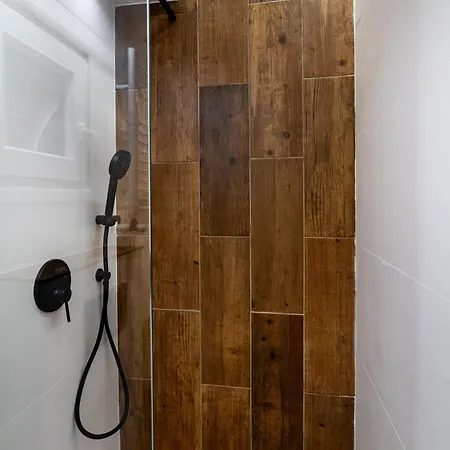 شقة Magnus Apollo سالونيك