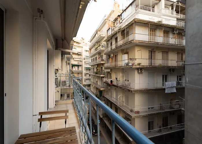 Magnus Apollo Selanik