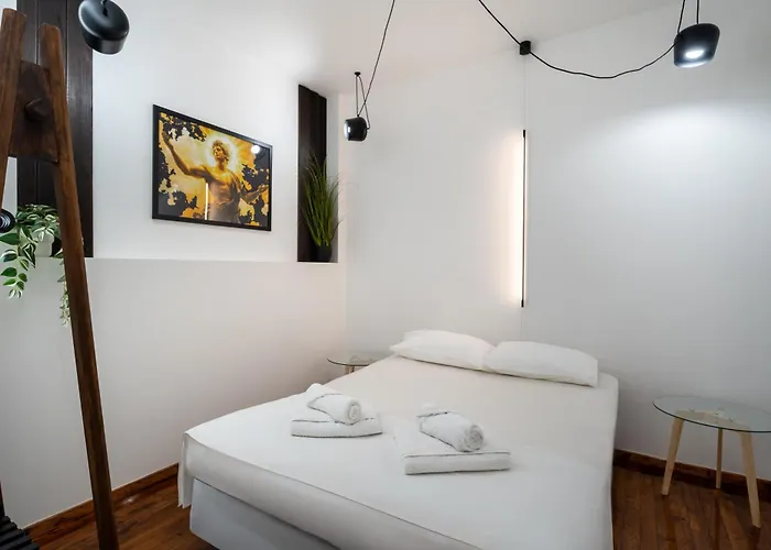 Magnus Apollo * Selanik